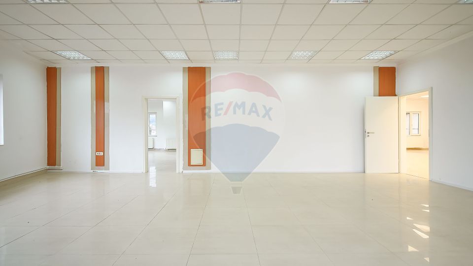 250sq.m Office Space for rent, Central area