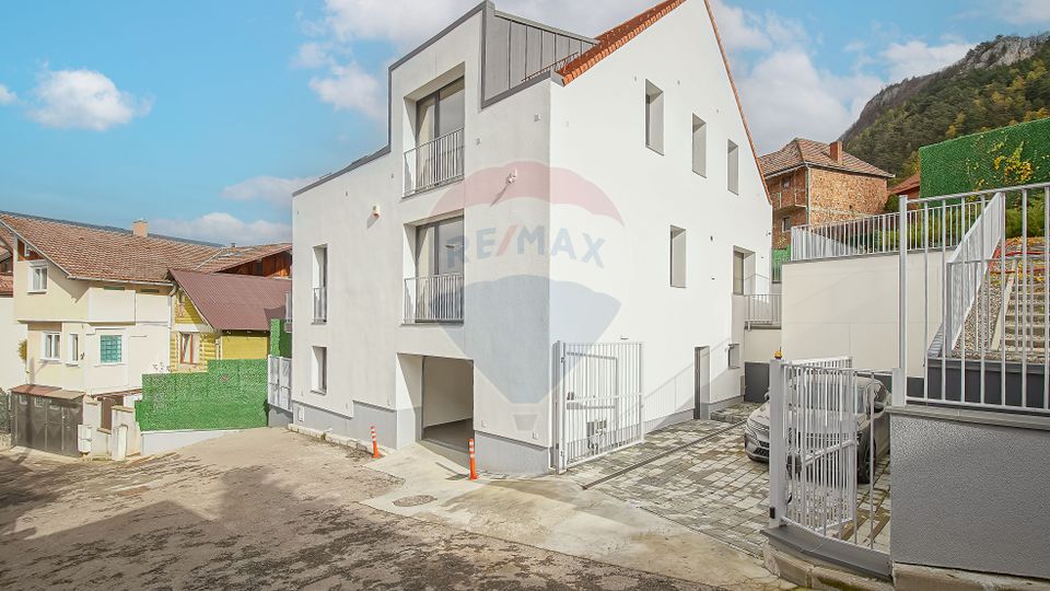 Armonie între tradiție și modernitate – Vilă contemporană în Brasov