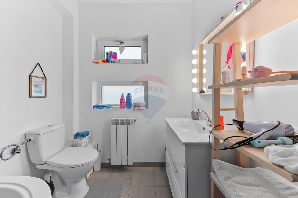 4 room House / Villa for sale