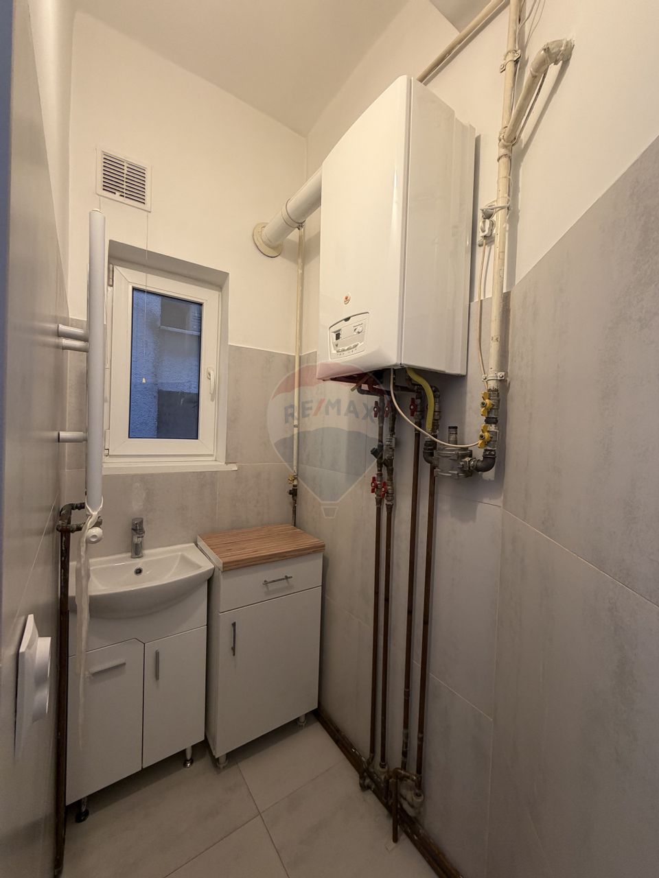 1 room Apartment for rent, Victoriei area