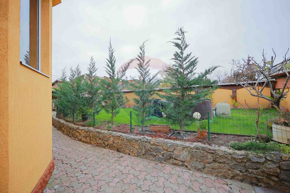 7 room House / Villa for sale, Cantemir area