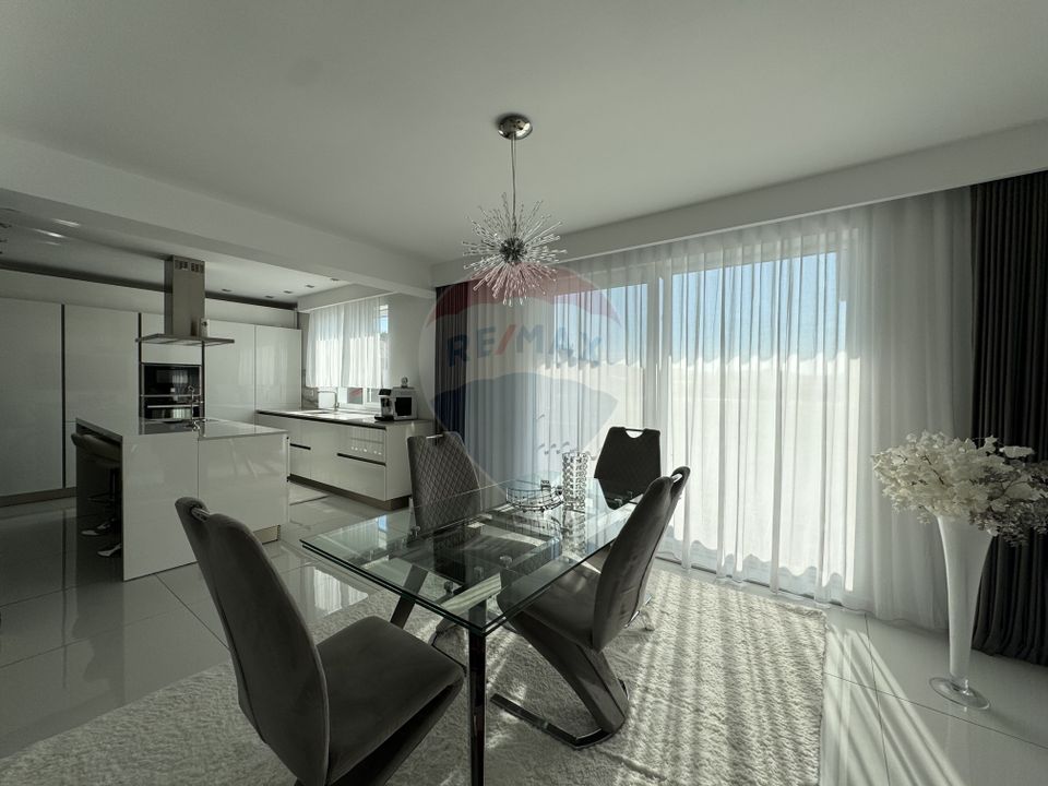 4 room Apartment for sale, Central area