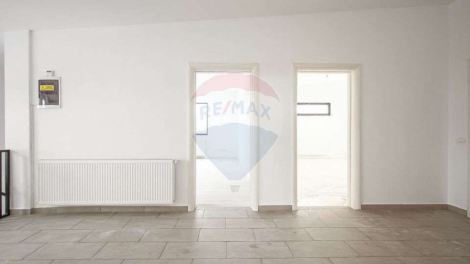 320sq.m Commercial Space for sale