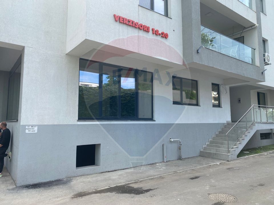 144sq.m Commercial Space for rent, Unirii area