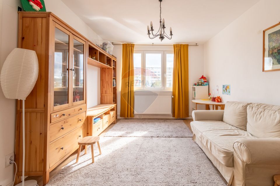 Apartament 4 camere, 71 mp utili, 2 bai, balcon – Grigorescu