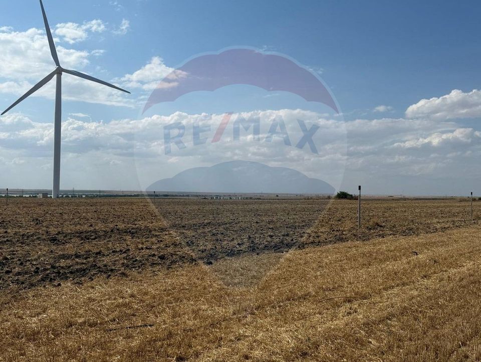 Teren intravilan de vanzare la 550m de plaja Corbu Constanta