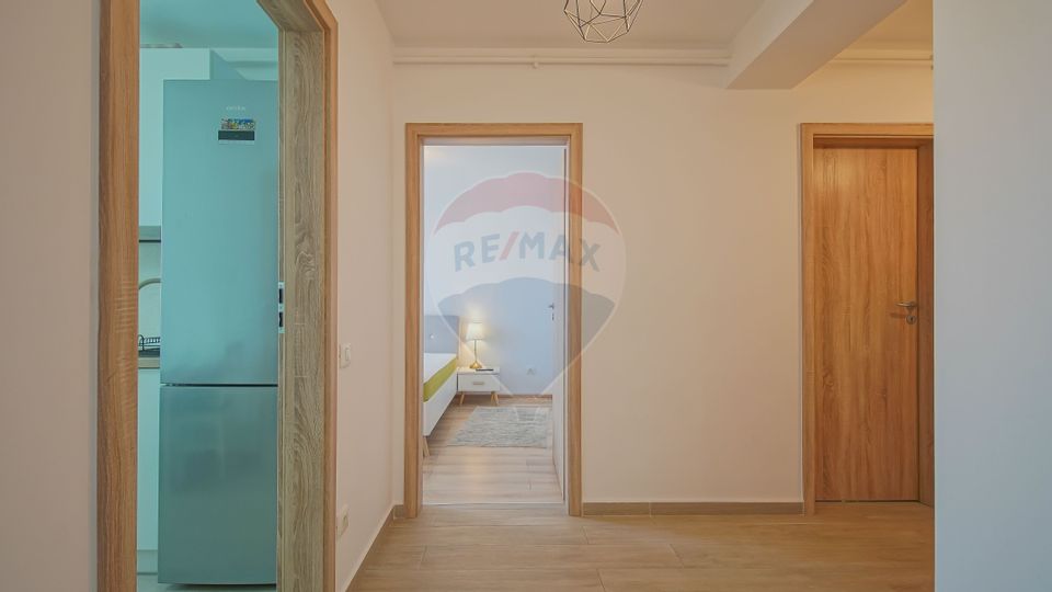 2 room Apartment for rent, Tractorul area