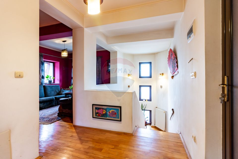 5 room House / Villa for sale