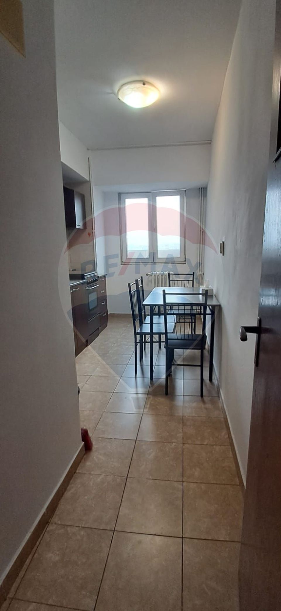 4 room Apartment for rent, P-ta Victoriei area