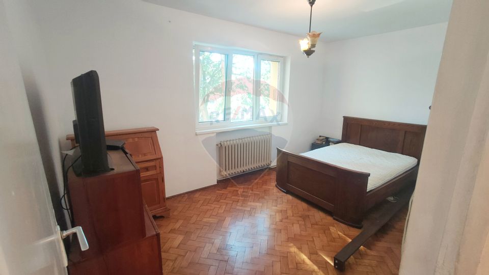 Apartament de vânzare 3 camere, etaj 1 , Manastur!