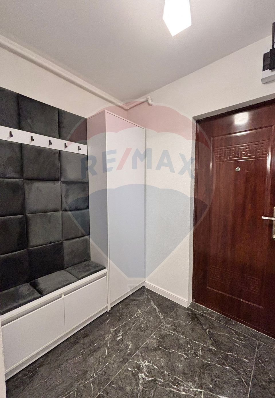 Apartament cu 1 camere de vânzare gata de inchiriat în zona DECEBAL