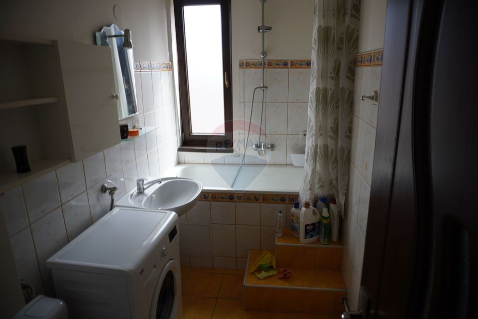 Casă de vânzare, Moisei