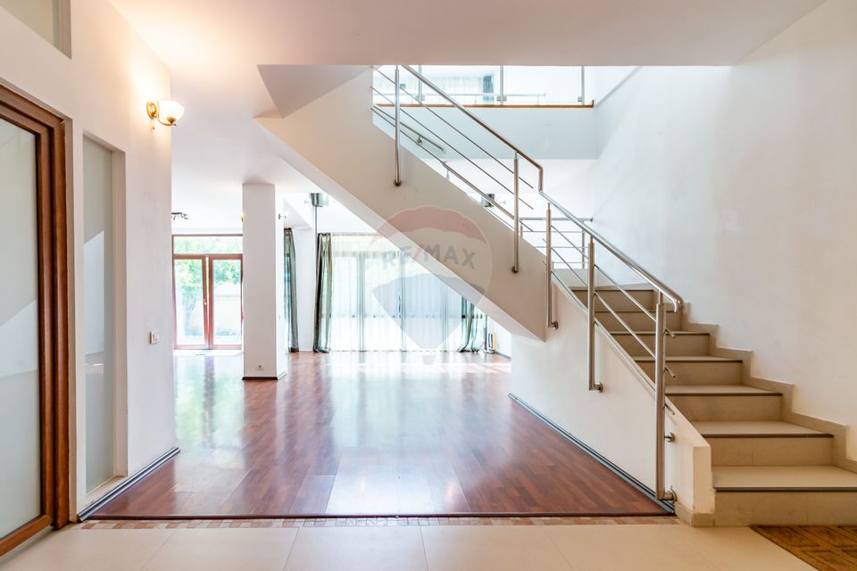 Casă / Vilă în Pipera de inchiriat, Iancu Nicolae, 5 x parcare