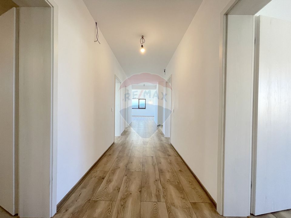 !! VANDUT !! Casă individuala, parter, 1400 mp teren, Sanpetru