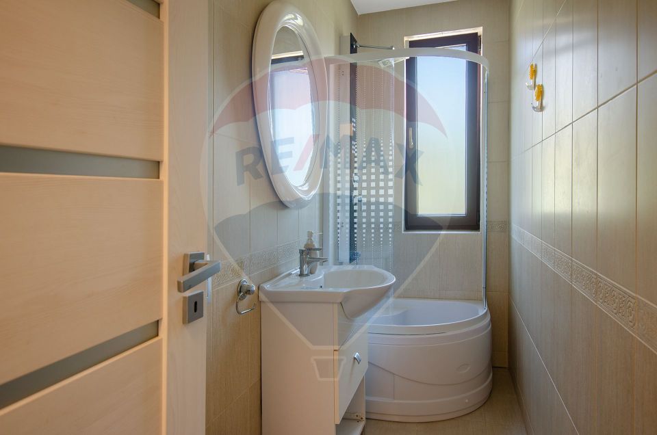 5 room House / Villa for sale