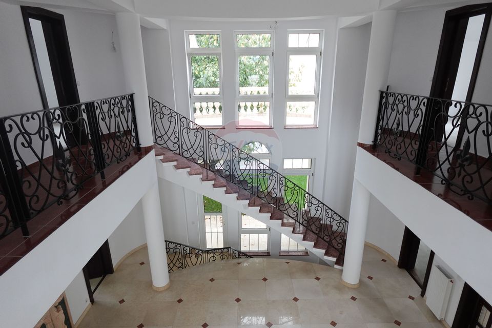 9 room House / Villa for sale, Titulescu area