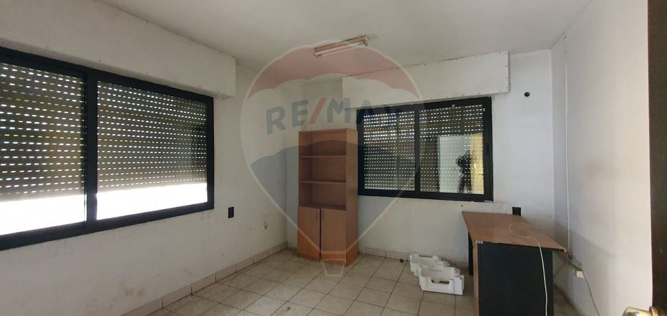 282sq.m Industrial Space for rent, Periferie area