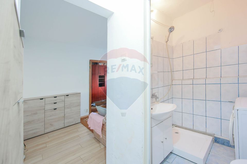 De vânzare, apartament cu 2 camere, Zona Velența