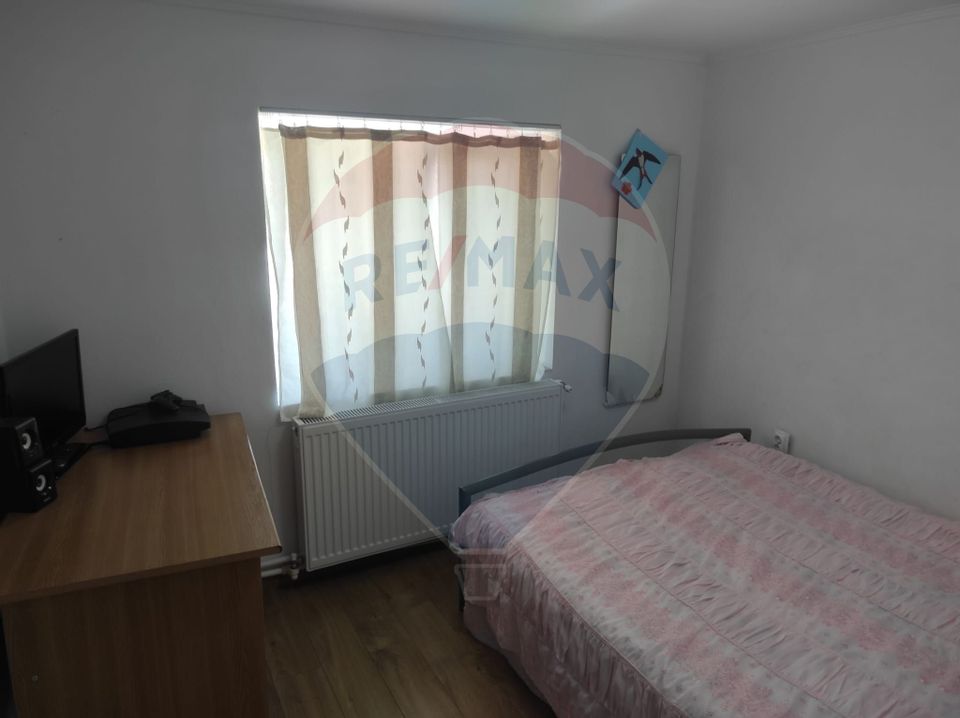 5 room House / Villa for sale