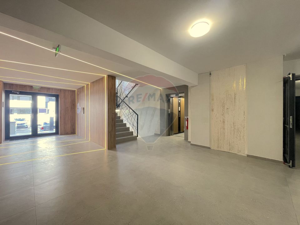 Comision 0 %! Garsonieră de vânzare, loc de parcare suprateran!