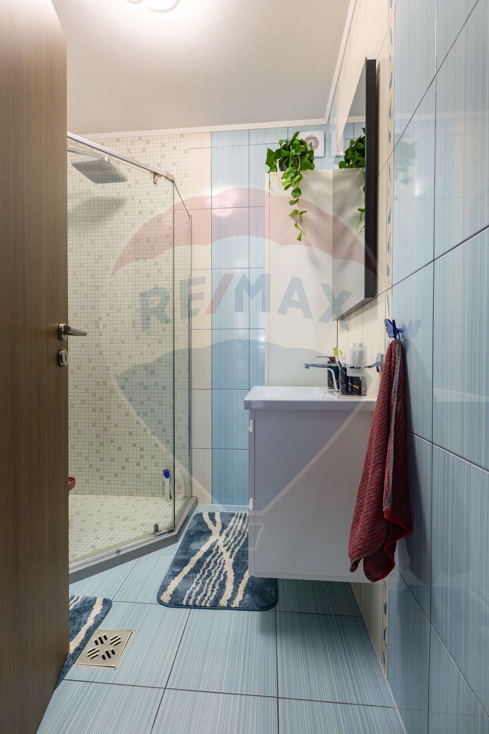 Casă construita in 2016, mobilata si utilată, zona liniștită