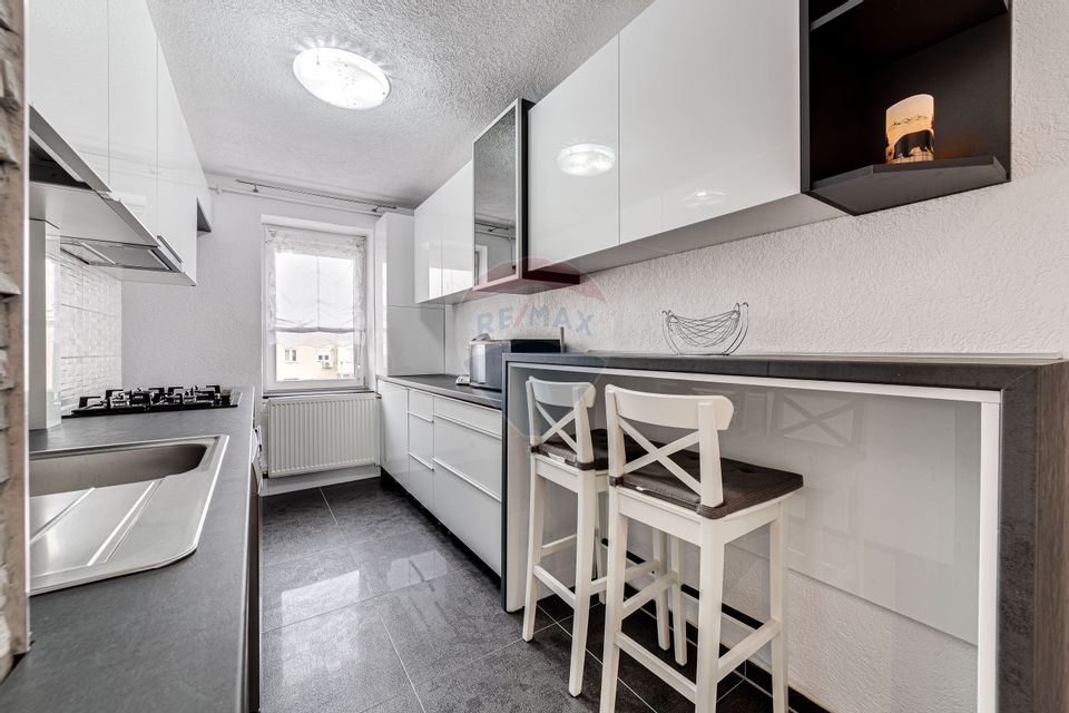 Apartament de închiriat 3 camere, zona Podgoria, 101 mp