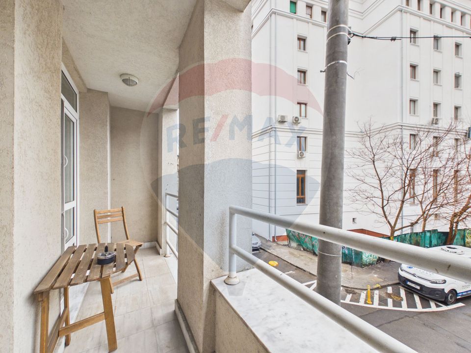 Office space in apartment 105 sqm for sale in P-ta Unirii area