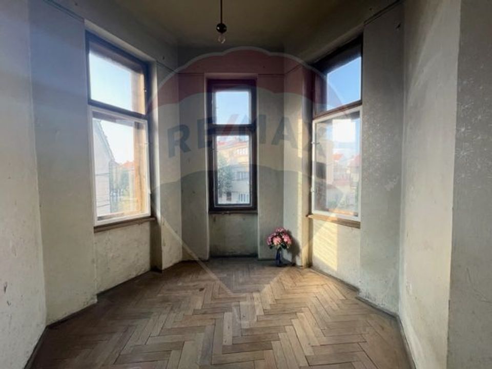 Apartament vila Gothic Revival, str. Banatului, nr. 5 Sibiu