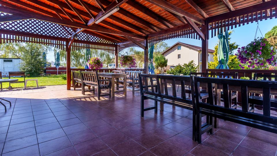 Pensiune cu 16 camere de vânzare, potential investitie,COMISION 0