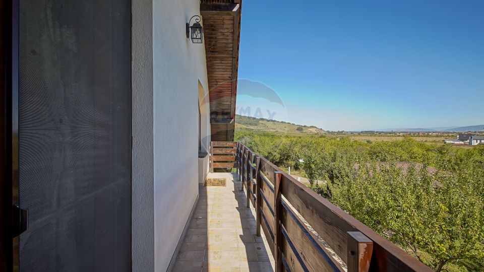 5 room House / Villa for sale