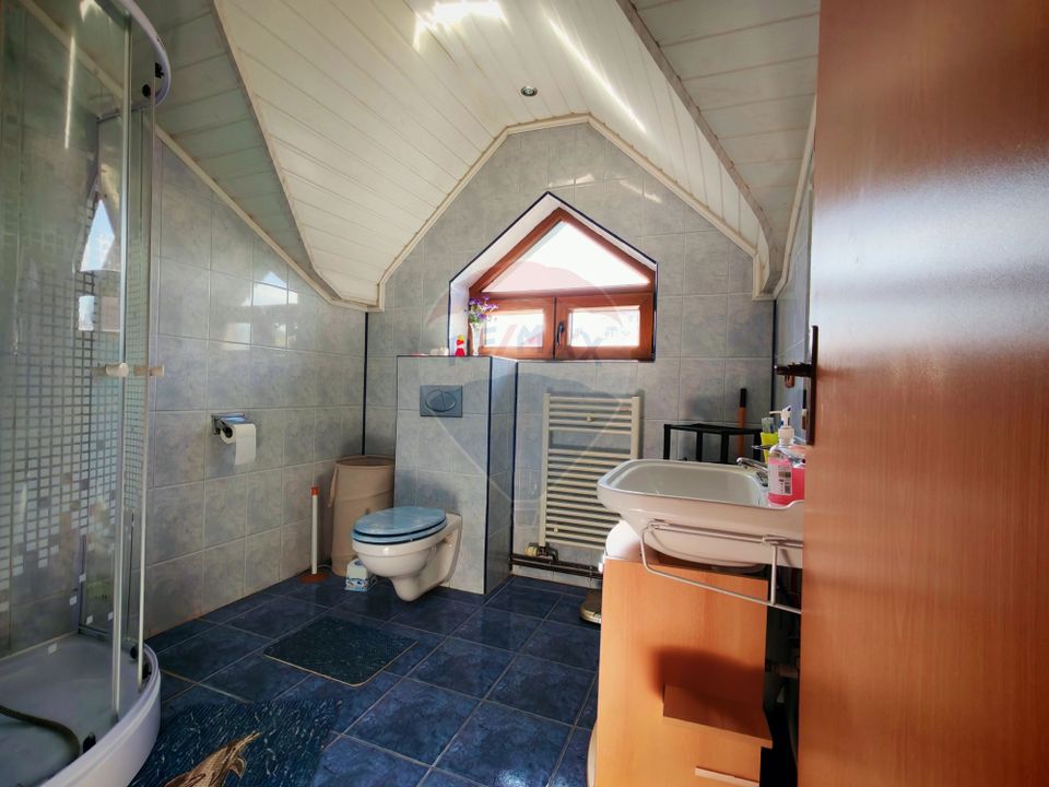 Casă spațioasă cu panoramă superbă+garsonieră separată, venit pasiv.