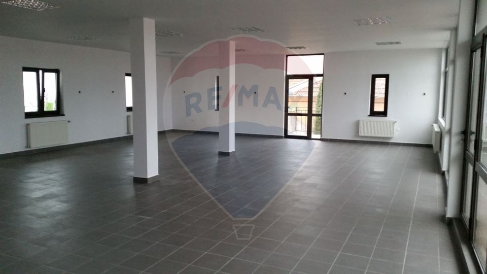 117sq.m Office Space for rent, Micalaca area