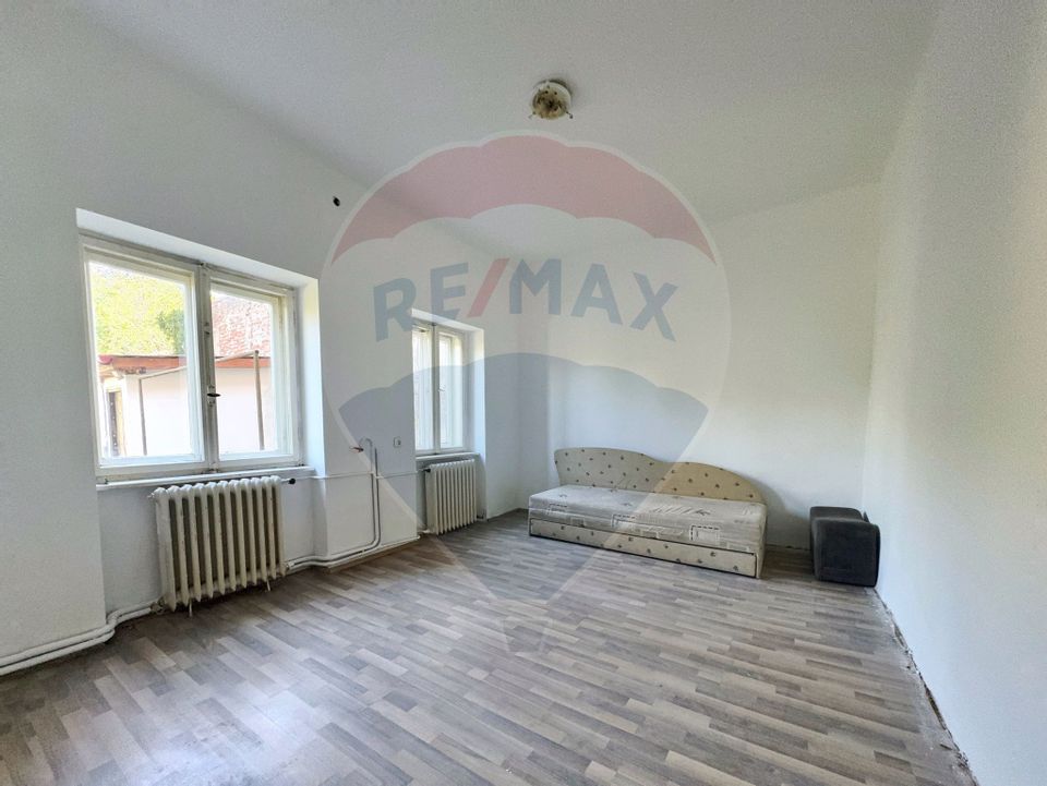 Casă / Vilă cu 6 camere de vânzare în zona Elisabetin