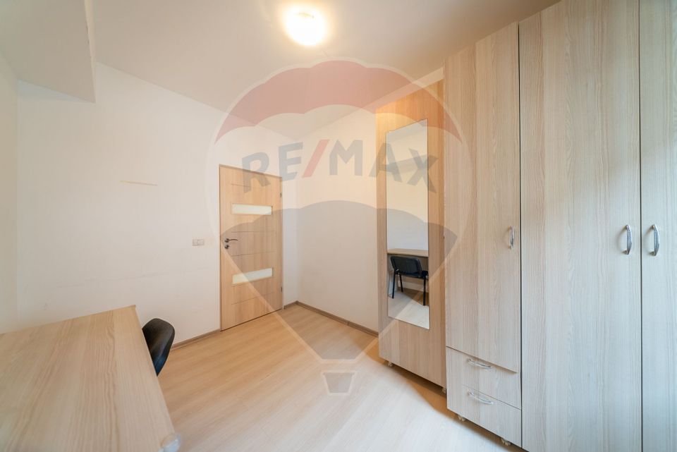 Apartament 3 camere, BLOC NOU,  Alfa, cu loc de parcare inclus