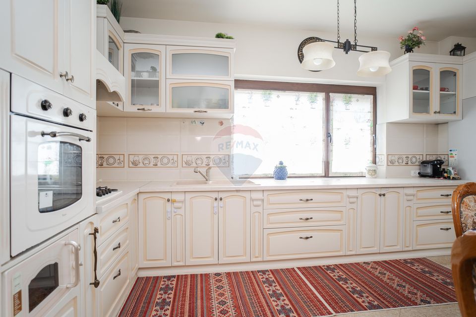 0% Comission - High-End Villa for Sale – Lunca Cetățuii / Iași