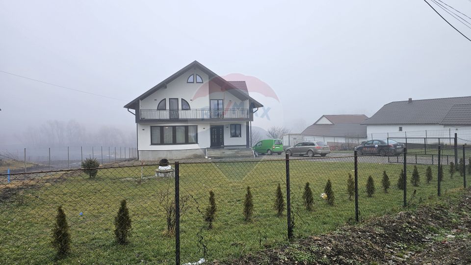 Casă / Vilă de lux, Moara Nica, Suceava