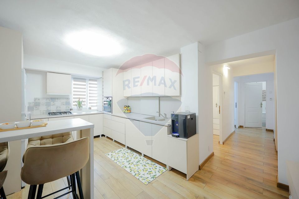 4 room Apartment for sale, Iosia area