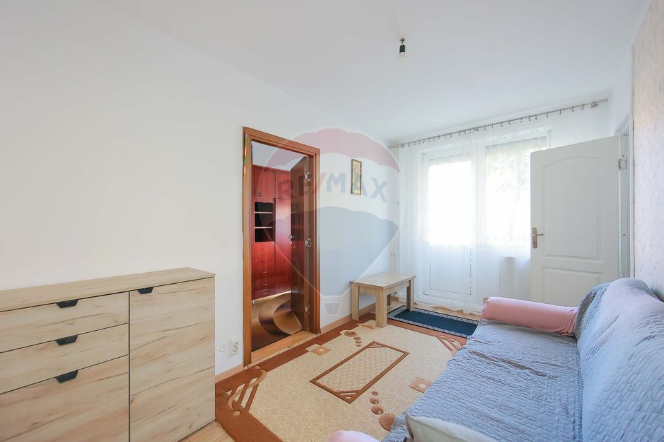 De vânzare, apartament cu 2 camere, Zona Velența