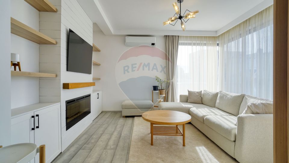 REZERVAT - Penthouse Elegant cu Terasa Spațioasă zona Coresi!