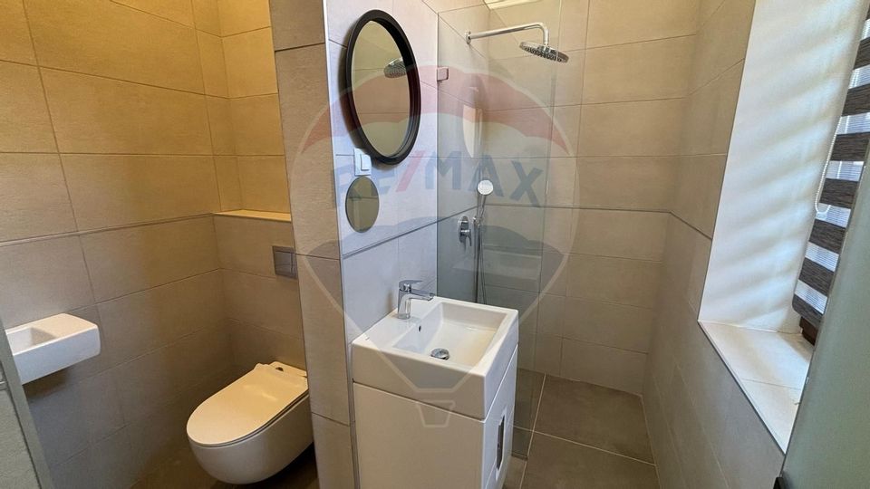 54sq.m Office Space for rent, Central area