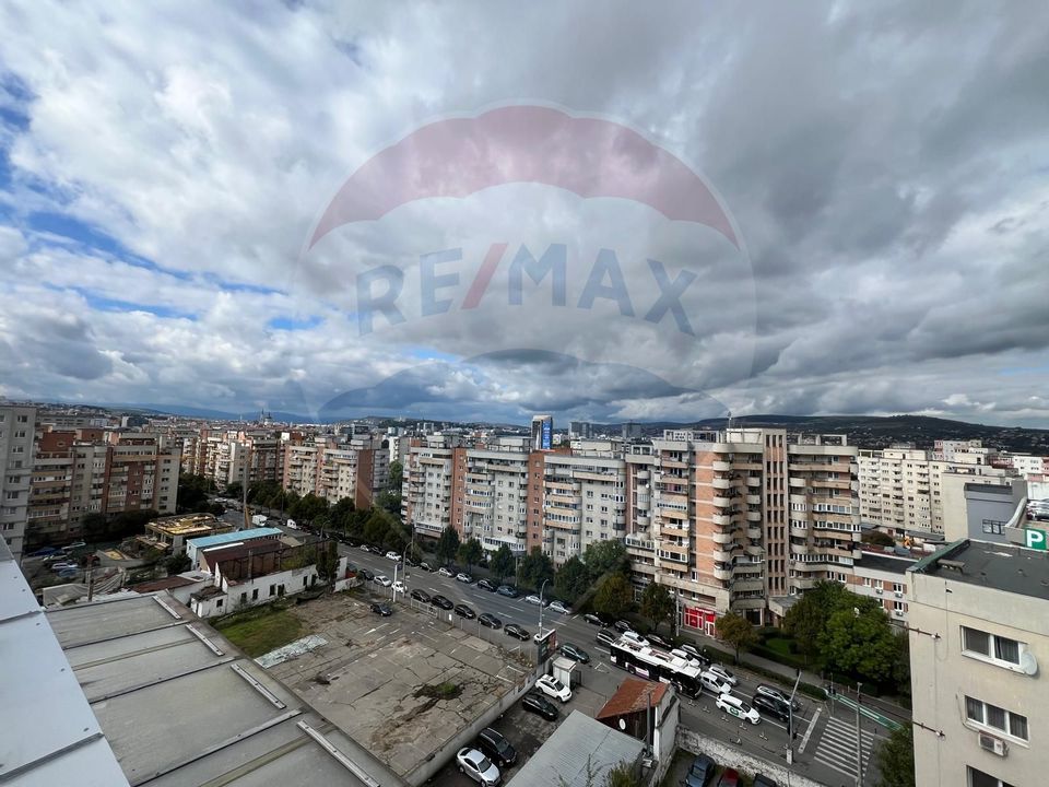 4 room Apartment for sale, Semicentral area
