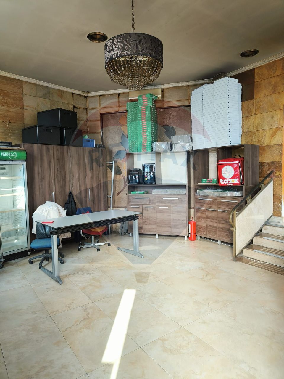 129sq.m Commercial Space for sale, Semicentral area