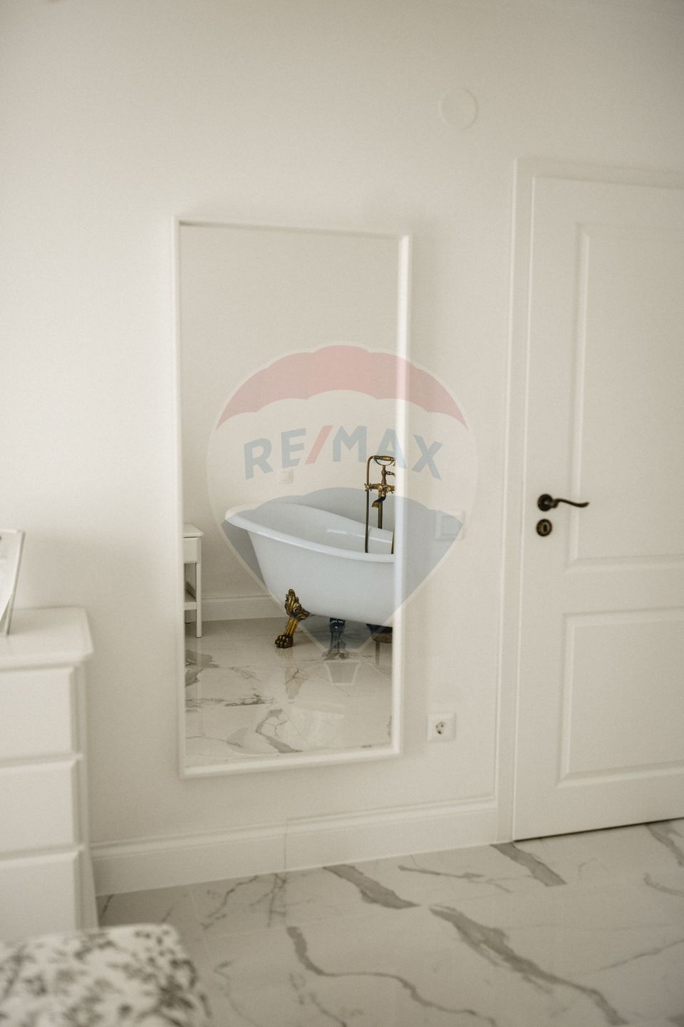 Apartament de inchiriat