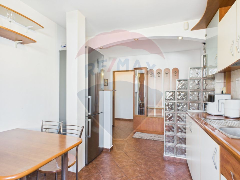 Apartament 4 camere de inchiriat, Piata Minis, Metrou Titan, Parc IOR