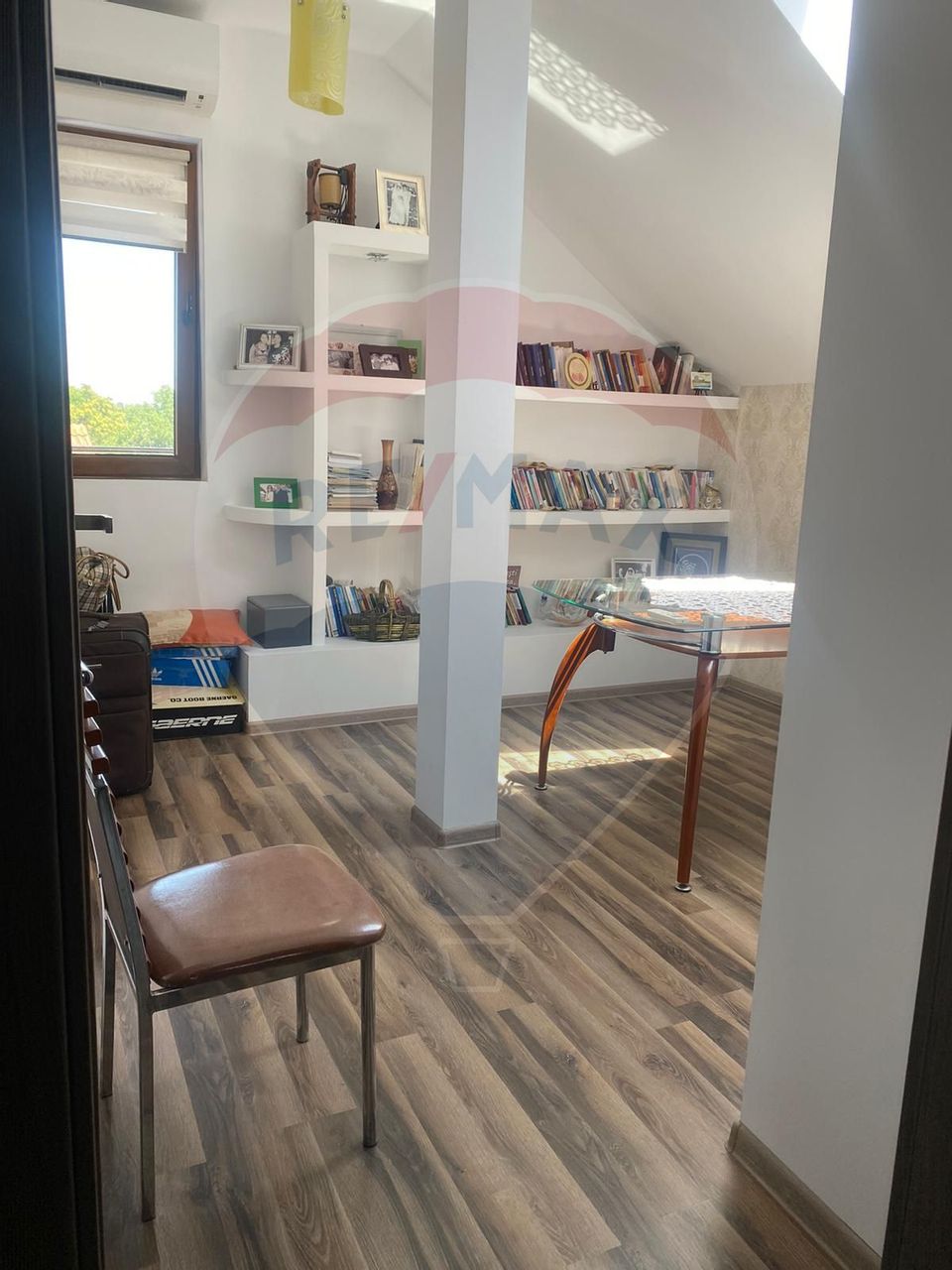 6 room House / Villa for sale, Central area