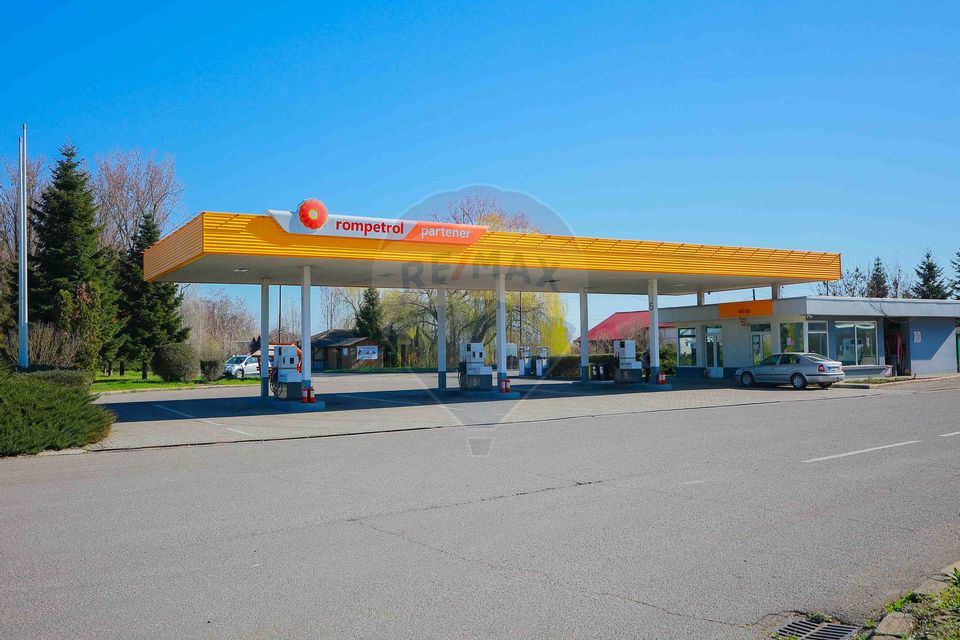 Benzinărie-Stație Carburant, de Vânzare în Salonta E671