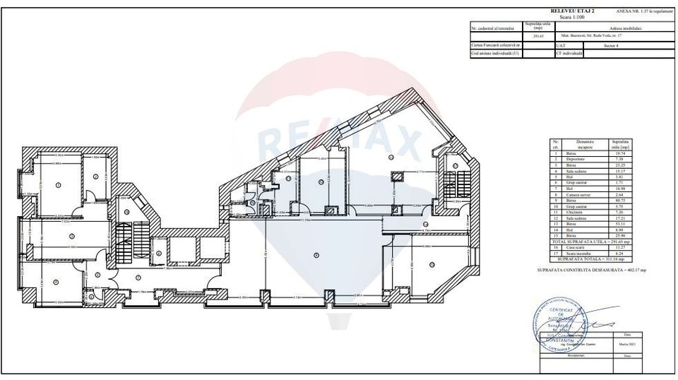 For sale in Unirii area - 1,650sqm office space