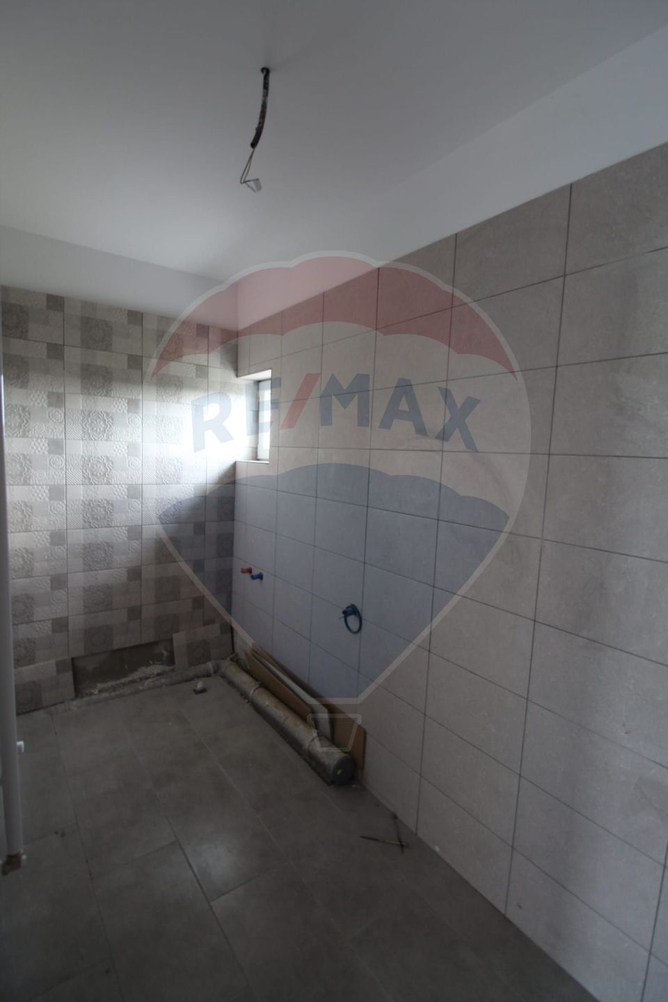 Duplex house for sale in Popesti-Leordeni