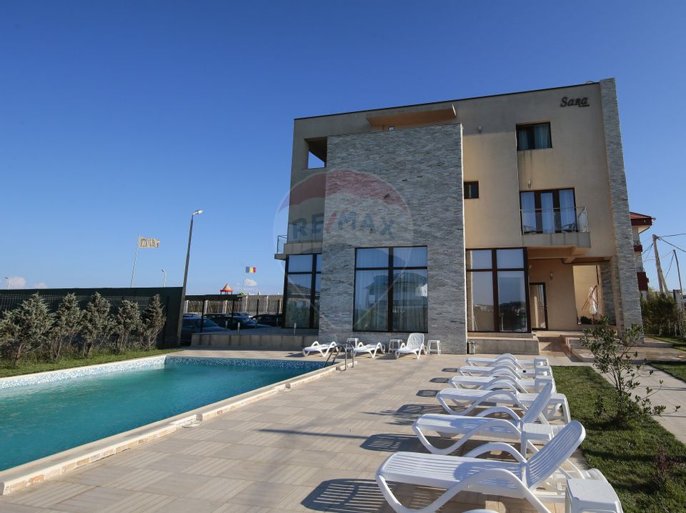 18 room Hotel / Pension for sale