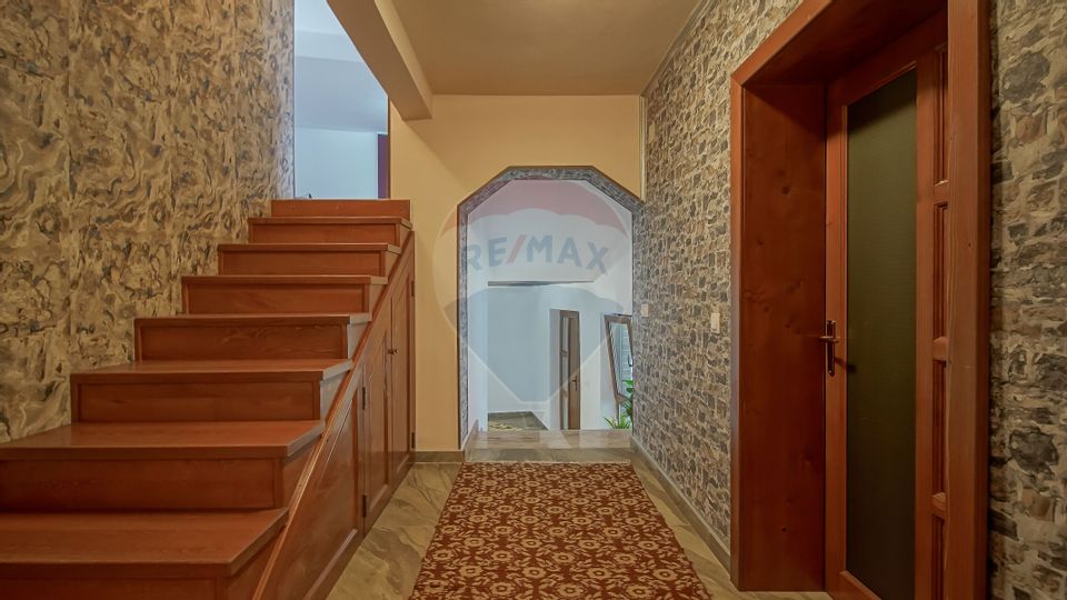 REZERVAT |Casa de vanzare Bradet|Casa de vacanta|Spatiu Comercial